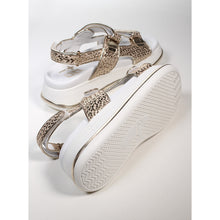 Carica l'immagine nel visualizzatore di Gallery, Sandali bassi Gio+ MINA21H Combi Platino intrecciato