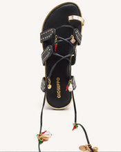 Carica l'immagine nel visualizzatore di Gallery, Gioseppo sandali Ione con perline e borchie