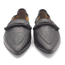 Carica l'immagine nel visualizzatore di Gallery, Rebecca White mocassini a punta nappa wash