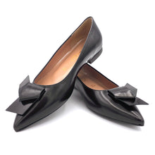 Carica l'immagine nel visualizzatore di Gallery, Bianca D. ballerine a punta con fiocco