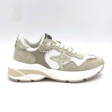 Carica l'immagine nel visualizzatore di Gallery, Ama Brand sneakers running MOON 4166