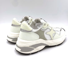 Carica l'immagine nel visualizzatore di Gallery, Ama Brand sneakers running MOON 4163