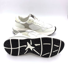 Carica l'immagine nel visualizzatore di Gallery, Ama Brand sneakers running MOON 4163