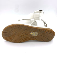 Carica l'immagine nel visualizzatore di Gallery, Rebecca White sandali bassi