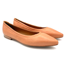 Carica l'immagine nel visualizzatore di Gallery, Rebecca White ballerine a punta nappa wash