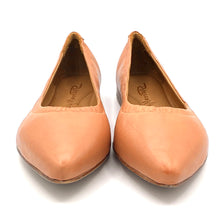 Carica l'immagine nel visualizzatore di Gallery, Rebecca White ballerine a punta nappa wash