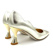 Carica l'immagine nel visualizzatore di Gallery, Cristina Millotti Decolleté Elettra tacco 70