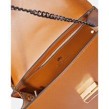 Load image into Gallery viewer, Cuoieria Fiorentina borsa clutch Bella
